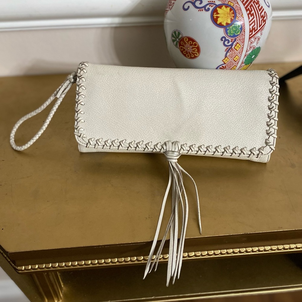 Banana Republic Textured Leather Wristlet Wallet